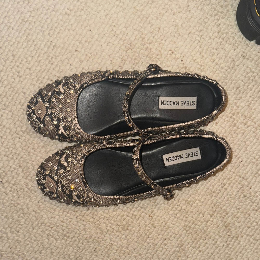 Steve Madden Studded flats - Picture 5 of 5